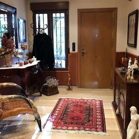 Casa En Granada Con Hermoso Jardin, Parking Calle Екстериор снимка